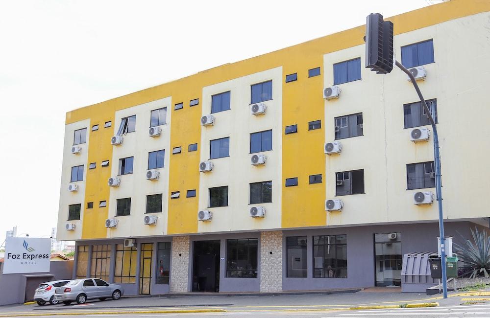 Foz Express Hotel Centro ฟอสดูอีกวาซู ภายนอก รูปภาพ